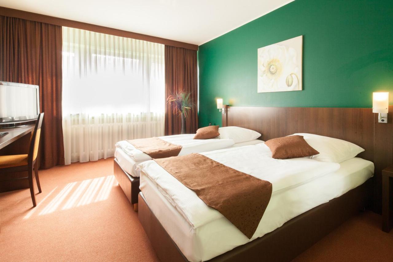 Hotel Mondial Λάνγκενφελντ Εξωτερικό φωτογραφία
